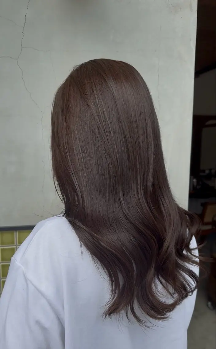 カラー DEPT 西川もかのヘアスタイル