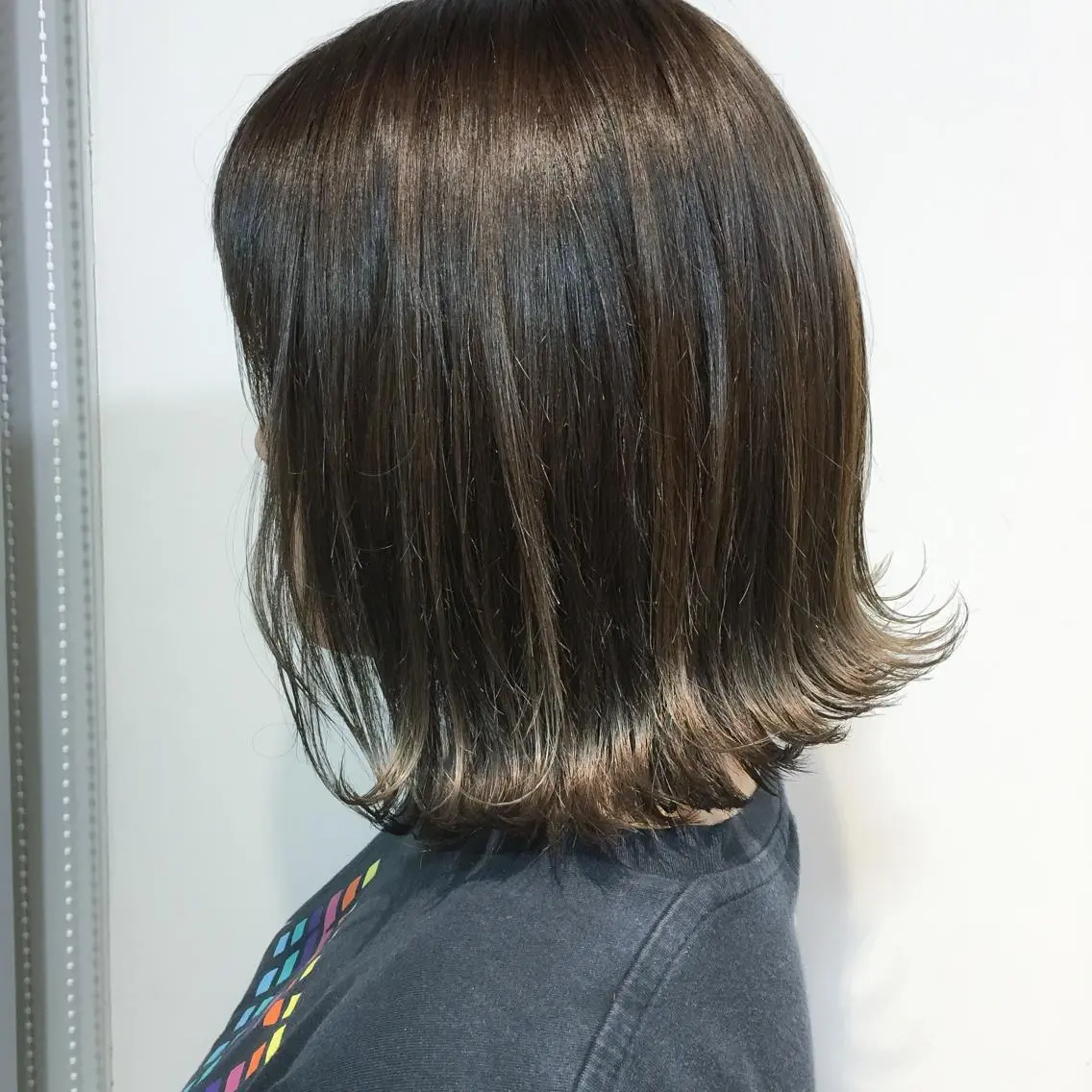 ショート カラー アッシュ ブルーカラー ブルーアッシュ グラデーションカラー ボブ 中山 天地のヘアスタイル