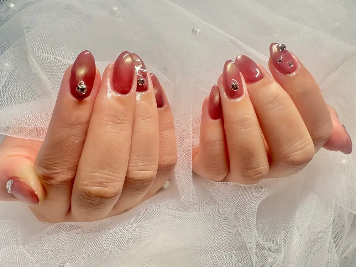 ネイル ストーンネイル ハンドネイル 新宿マグネット Mii Nailのネイルデザイン