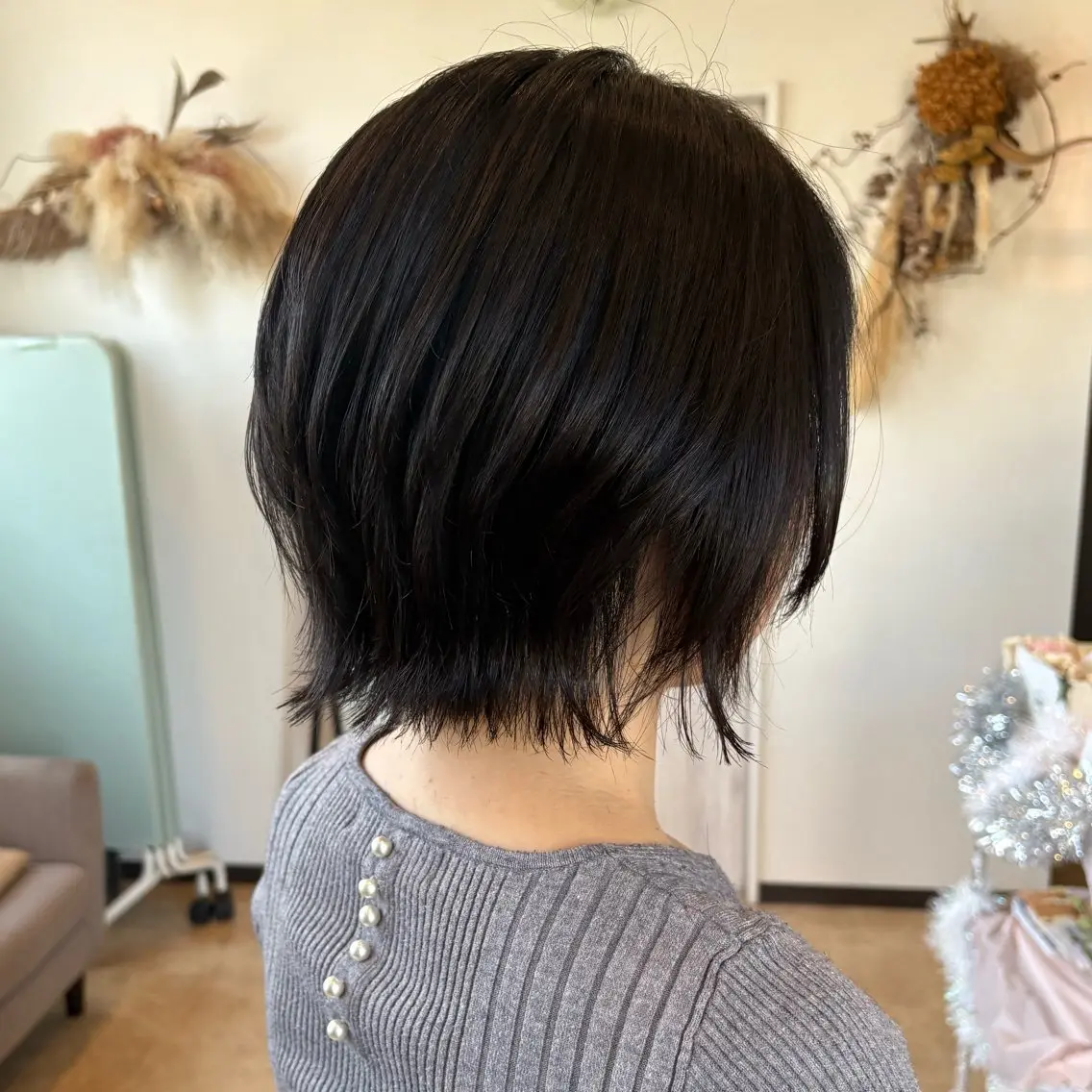 ミディアム カット 衛藤 澄玲のヘアスタイル