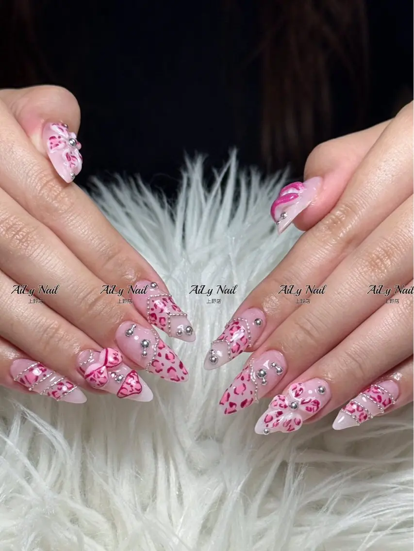 ネイル アートネイル ジェルネイル マグネットネイル ニュアンスネイル シンプルネイル ハンドネイル AiLy Nail 上野店のネイルデザイン