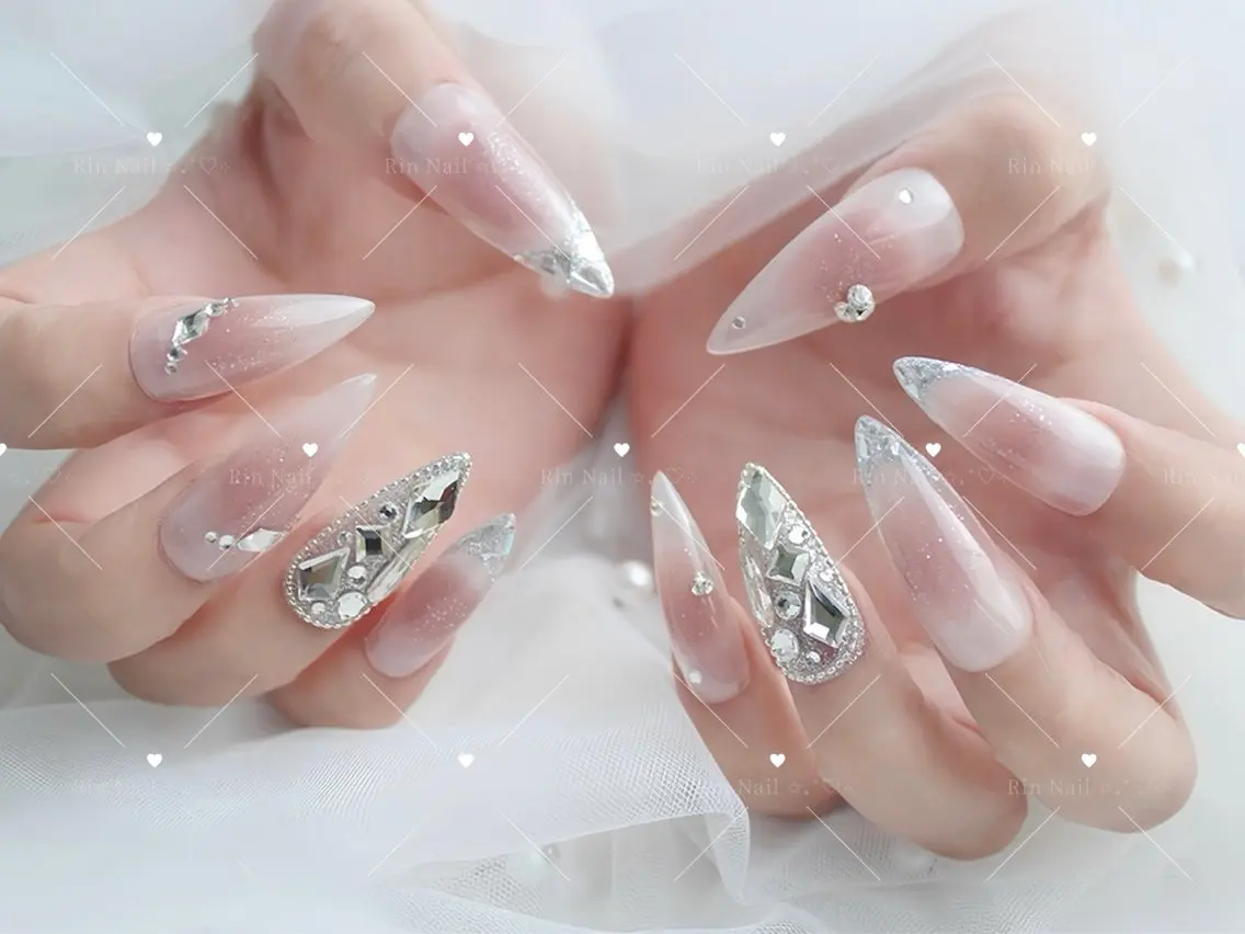 ネイル べっ甲ネイル ブルー 長さ出し フレンチネイル ジェルネイル ハンドネイル Rin Nail 新大久保店のネイルデザイン
