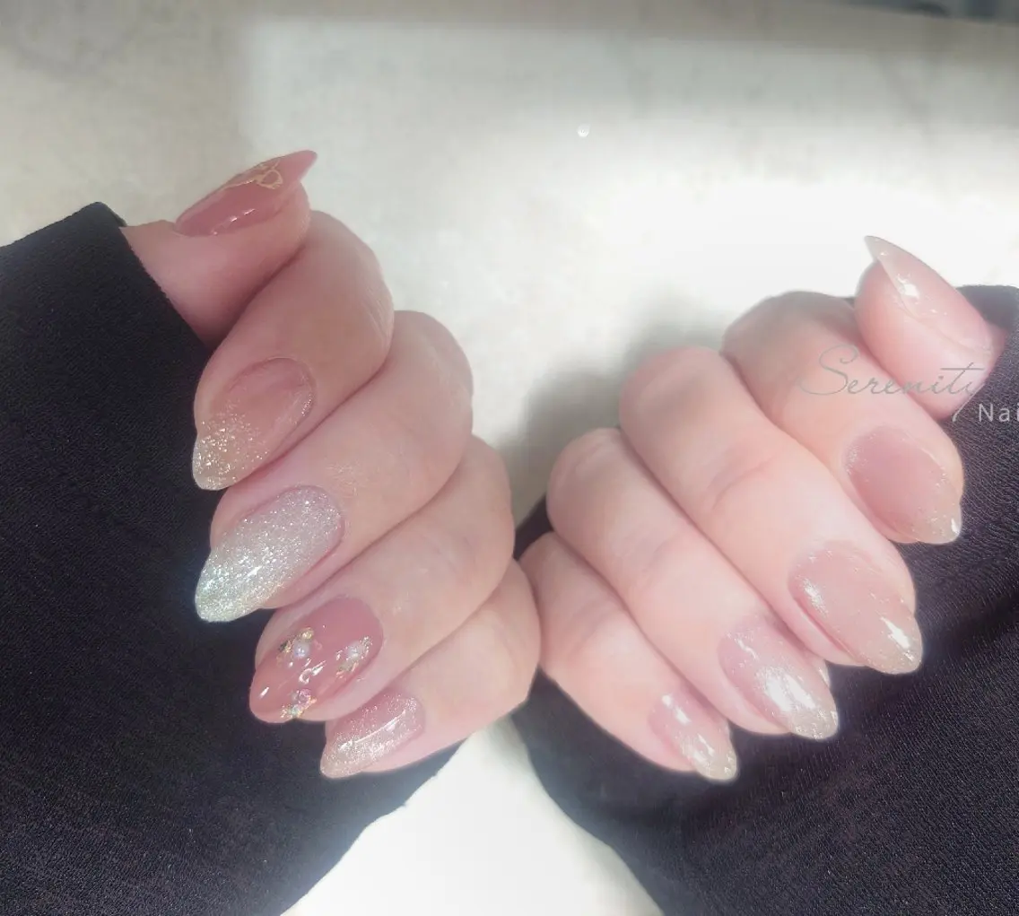 ネイル ラメ(グリッター) ラメグラデーション 持ち込み ハンドネイル nail serenityのネイルデザイン