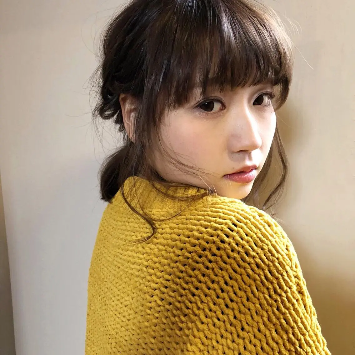 ミディアム カラー ヘアアレンジ ブリーチ ダブルカラー ボブ/顔周りレイヤー carlm:上川美幸のヘアスタイル
