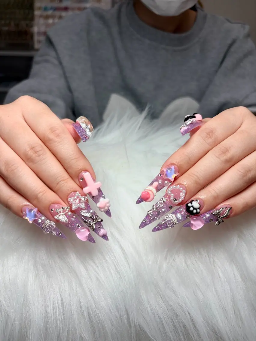 ネイル アートネイル 長さ出し ジェルネイル マグネットネイル ニュアンスネイル ハンドネイル Cloudy Chan Nailのネイルデザイン