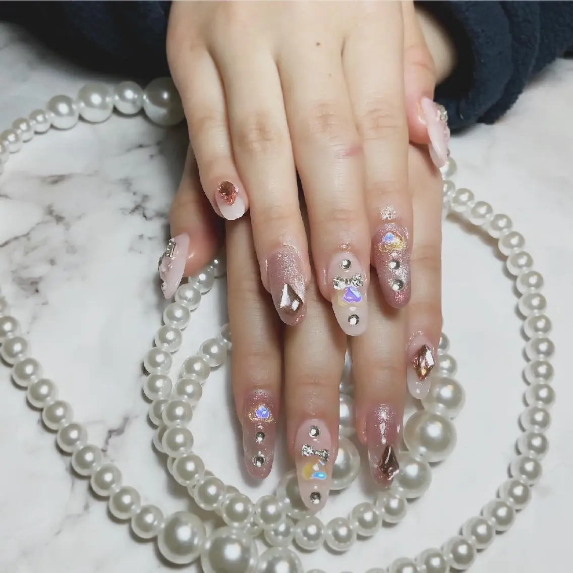 ネイル 🍭Yun nail hyejin🌸のネイルデザイン