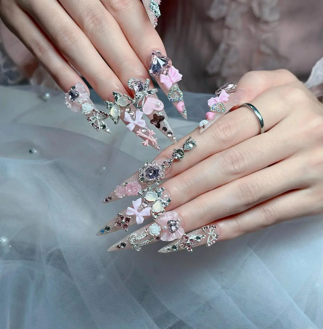 ネイル オーロラネイル チークネイル フットネイル ジェルネイル 韓国ネイル ハンドネイル Sakura h.babynailのネイルデザイン