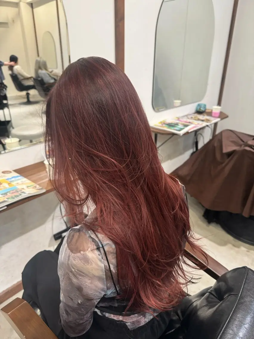 カラー ROUIS ホノカのヘアスタイル