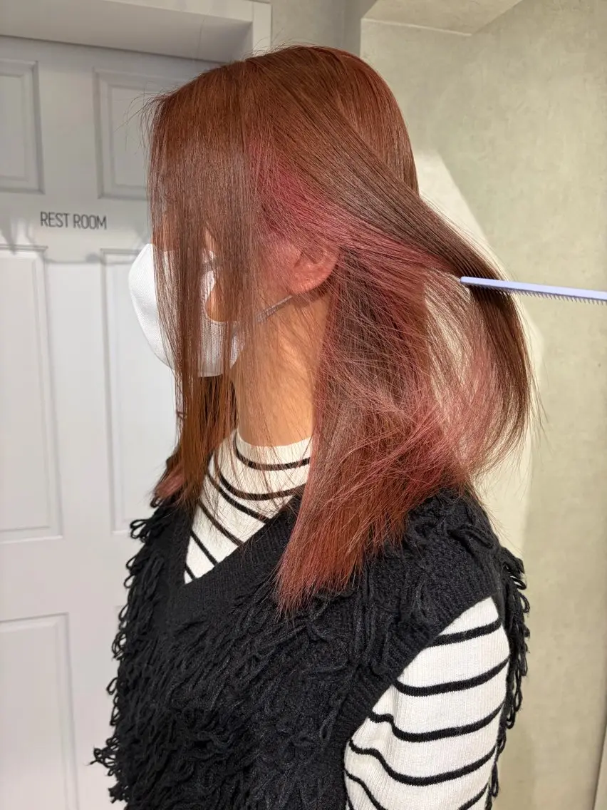 ミディアム カラー インナーカラー ヘアカラー ナチュラル透明感🌱 小山美樹子のヘアスタイル