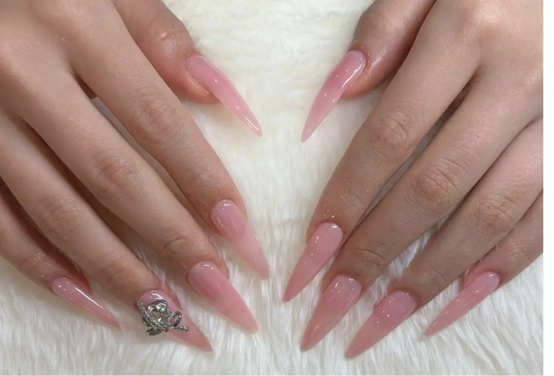 ネイル ワンカラーネイル Aura Nail Roomのネイルデザイン