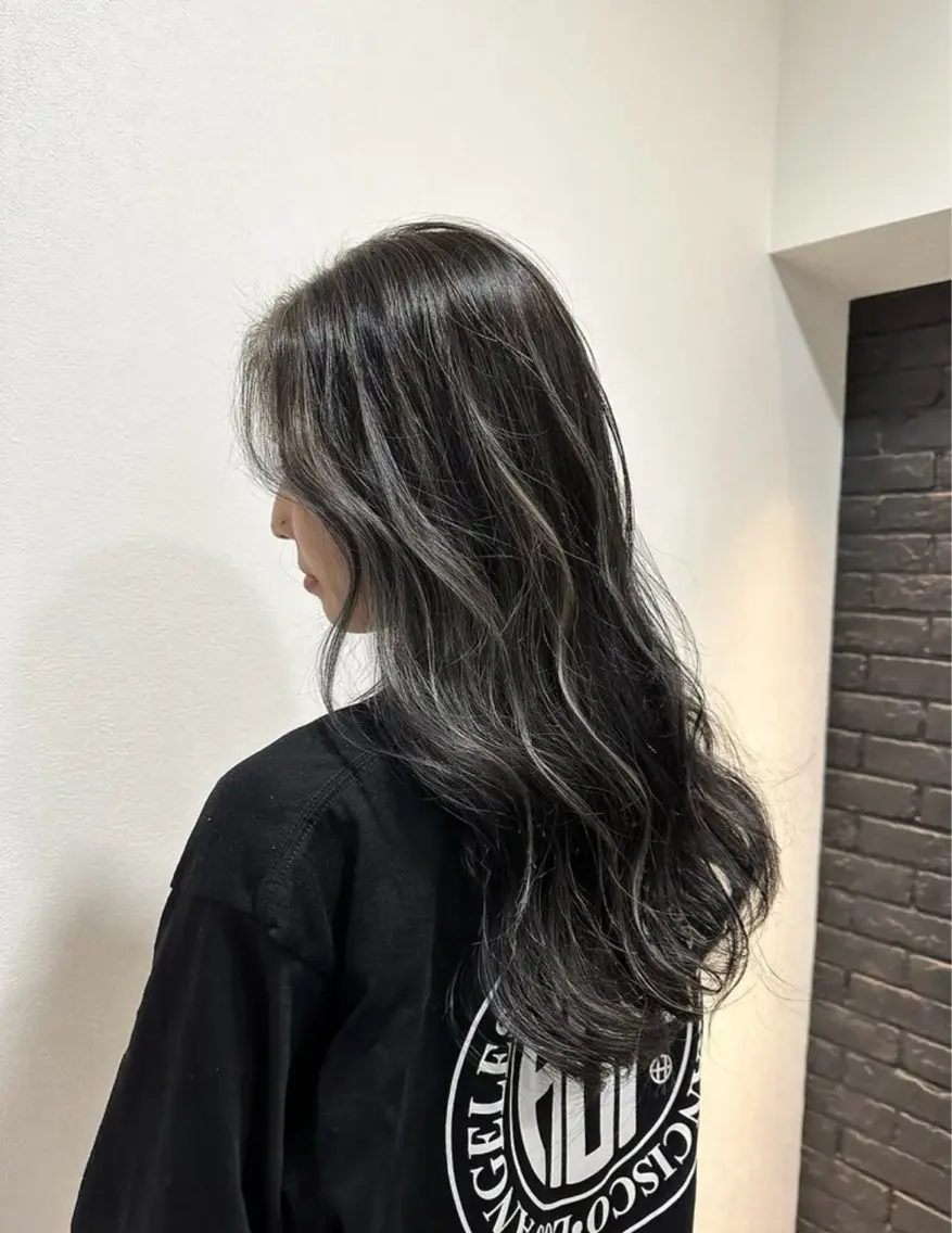 カラー ハイライトカラー ブリーチカラー 🦋RANA🦋のヘアスタイル
