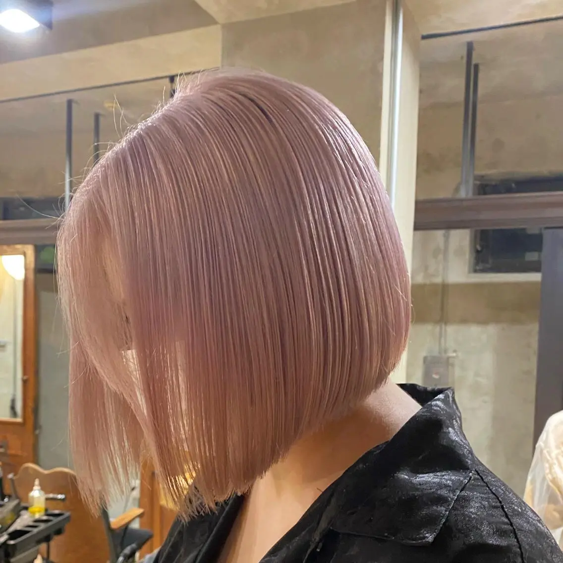 ショート 韓国レイヤー/透明感 カラー🦋mioのヘアスタイル