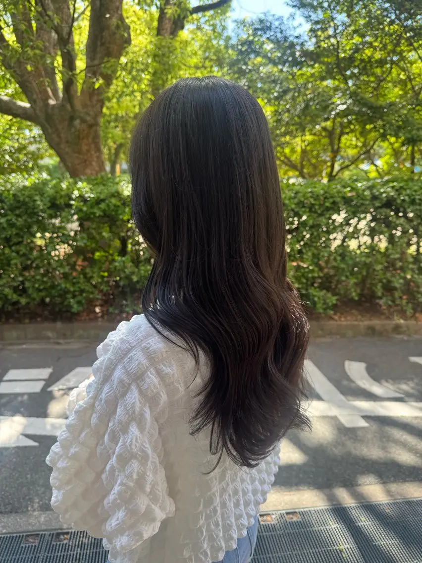 ロング カット ヘアカラー 【YOKE】　西田 乃那のヘアスタイル