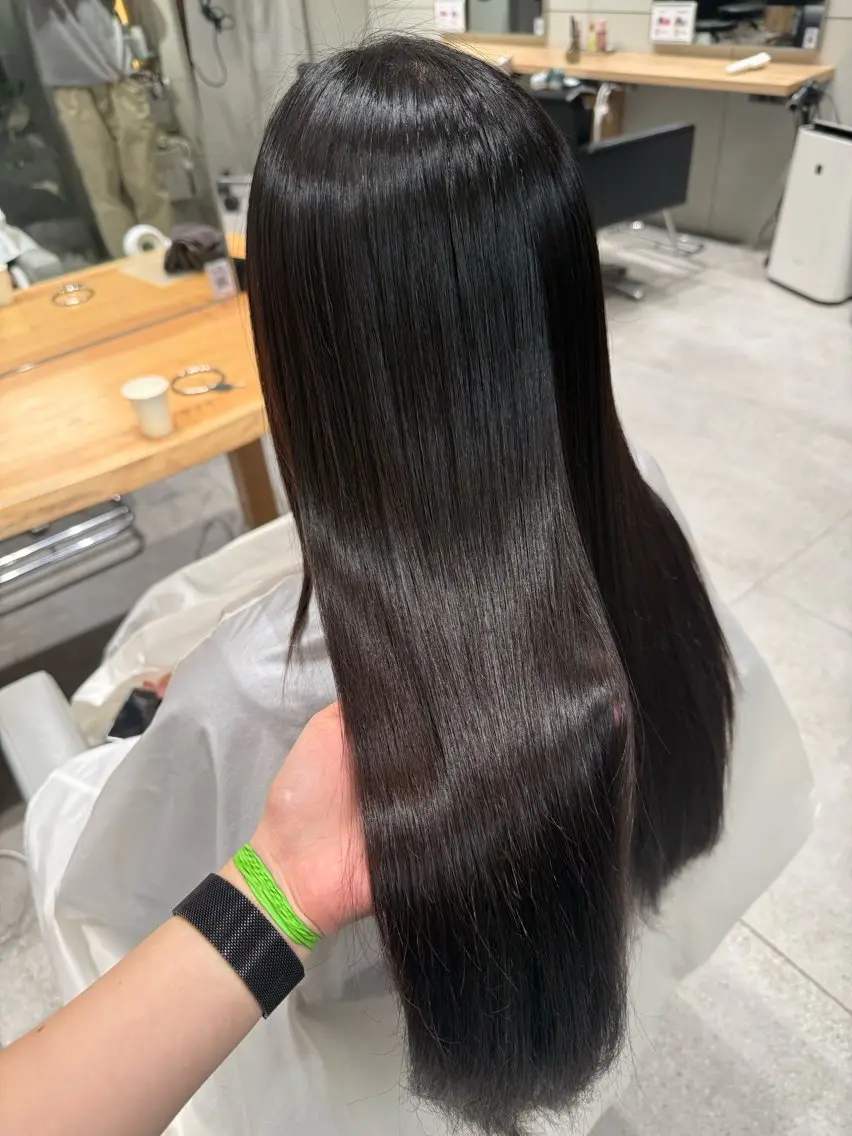 <極上ヘッドマッサージ付き💆‍♀️✨️>乾かすだけでツヤサラ髪𓂃🫧‪縮毛矯正✨️の写真