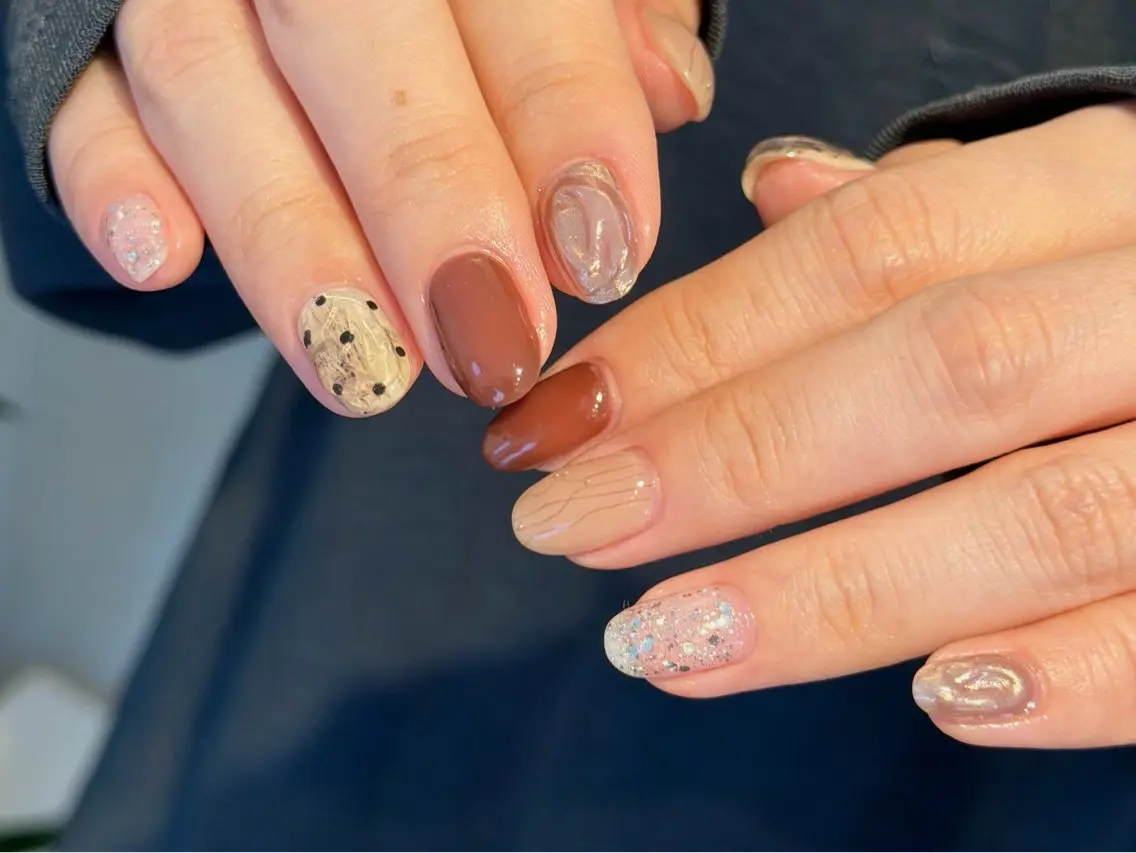 ネイル クリアネイル フラッシュネイル フラッシュマグ フレンチネイル マグネットネイル Luana nailのネイルデザイン