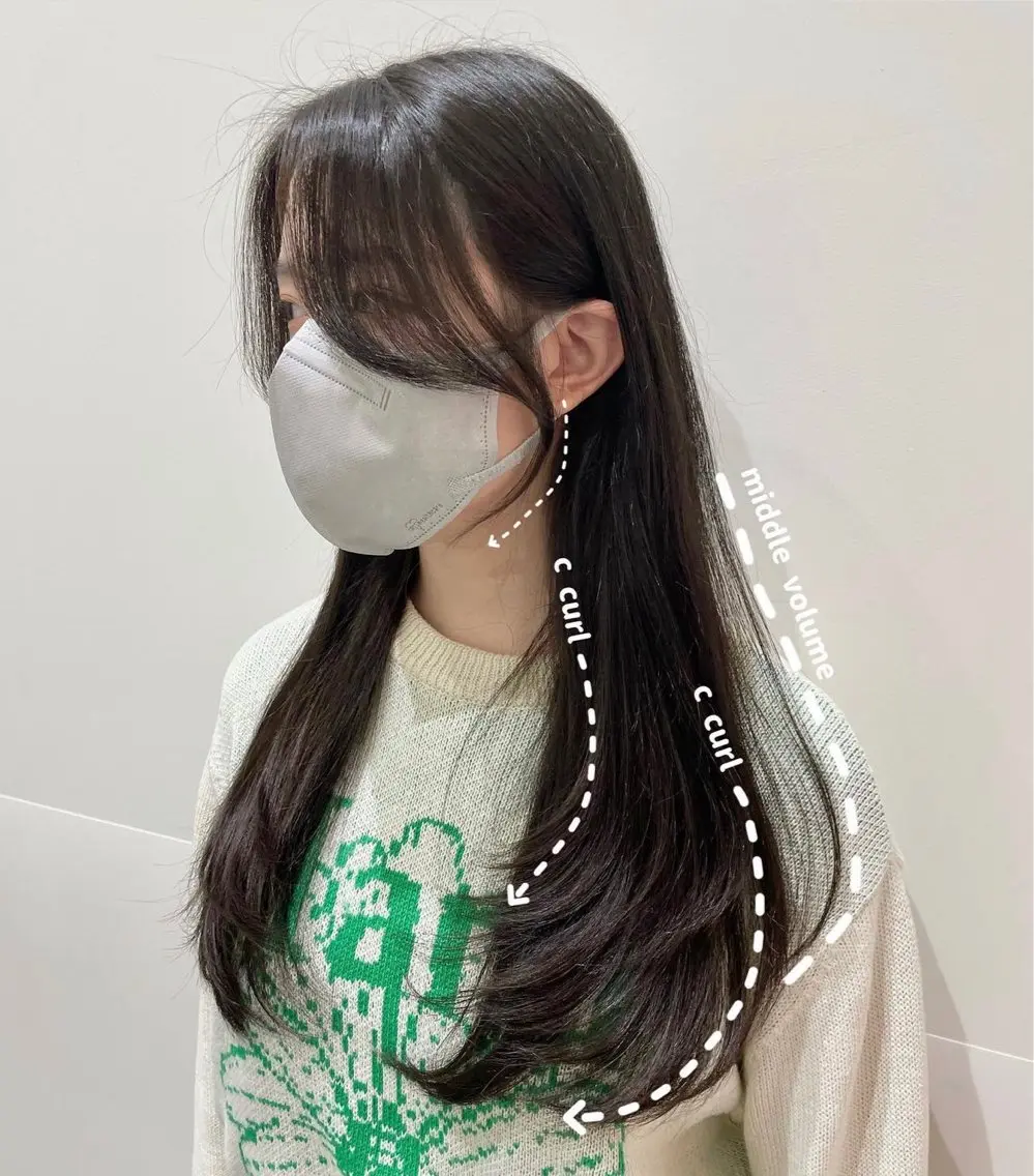 ロング 韓国風ヘア レイヤーカット ❤︎︎韓国ヘア❤︎︎ 𝑺𝒉𝒊𝒉𝒐のヘアスタイル