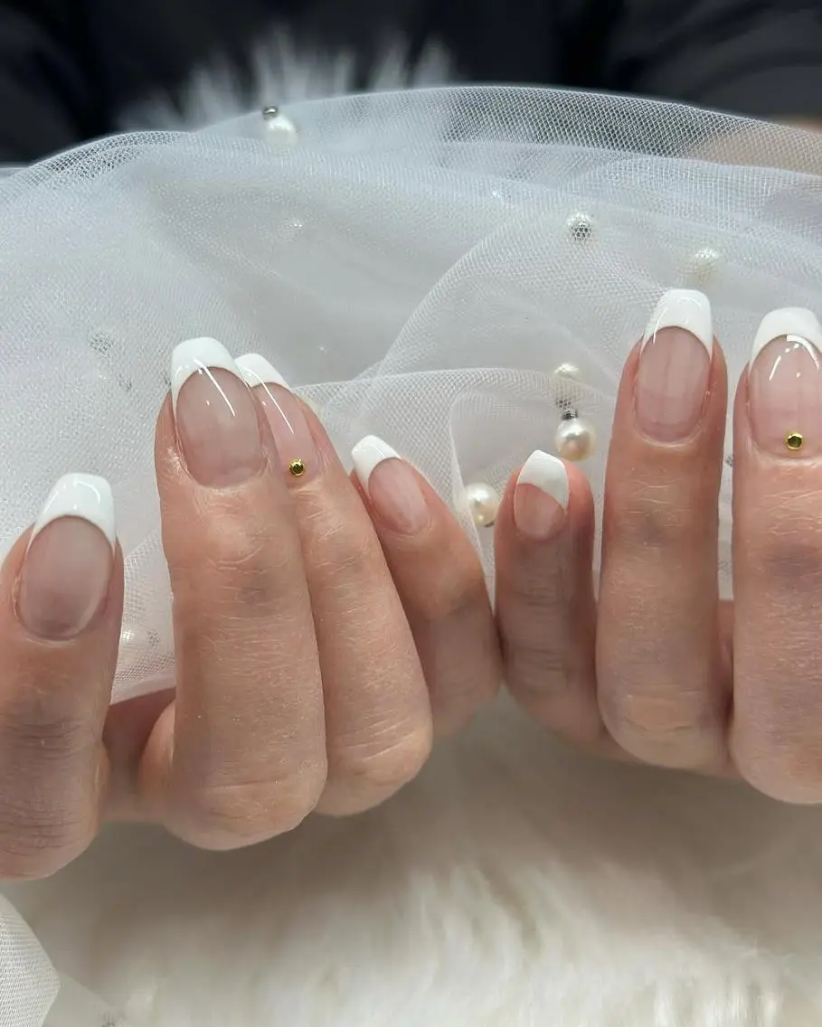 【ハンド】クリアフレンチ(オフ無)の写真
