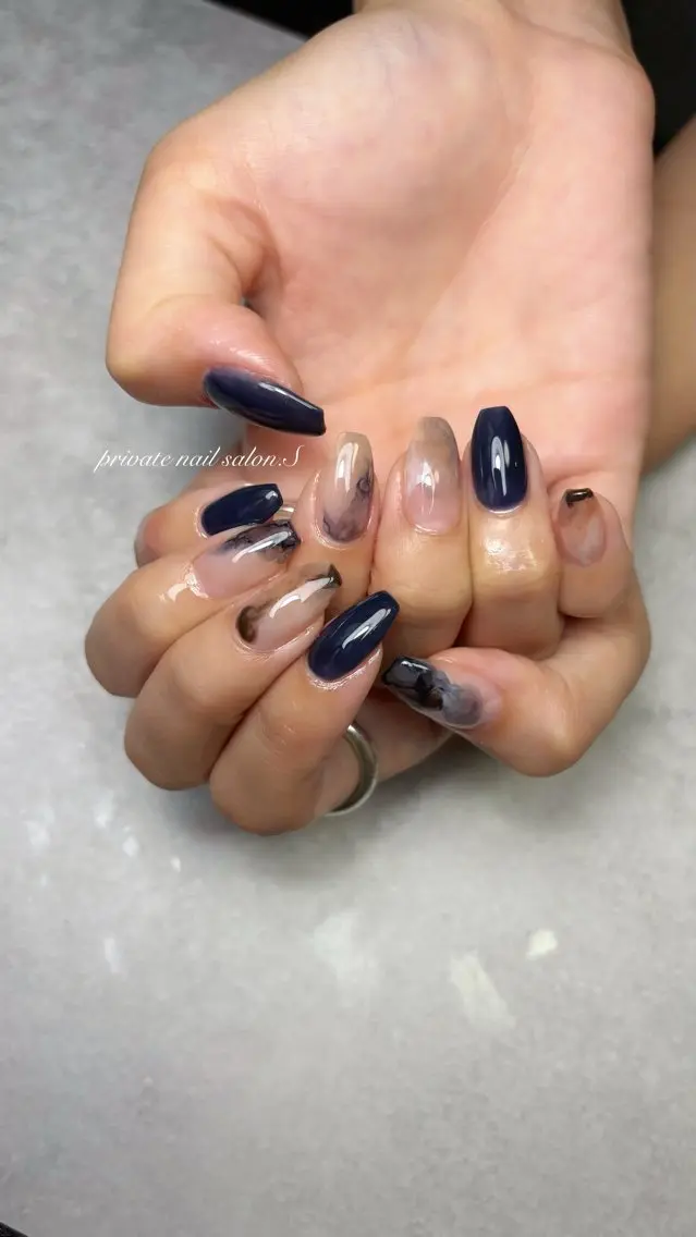 ネイル ニュアンスネイル 関山 志乃のネイルデザイン
