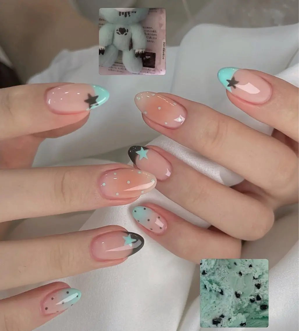 ネイル ハンドネイル 🎀PG🩵 ネイルサロンのネイルデザイン