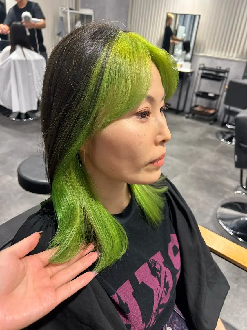 ミディアム カラー カット ヘアカラー プルエクステ/インナ ーカラー🦊はるなのヘアスタイル