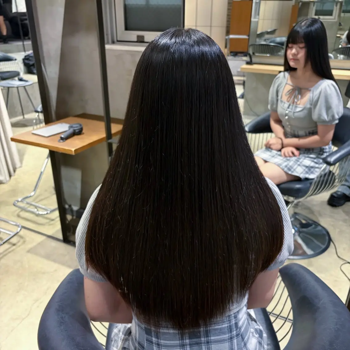 ロング 縮毛矯正 ベージュ🤎/韓国風 ヘア🇰🇷/さくらのヘアスタイル