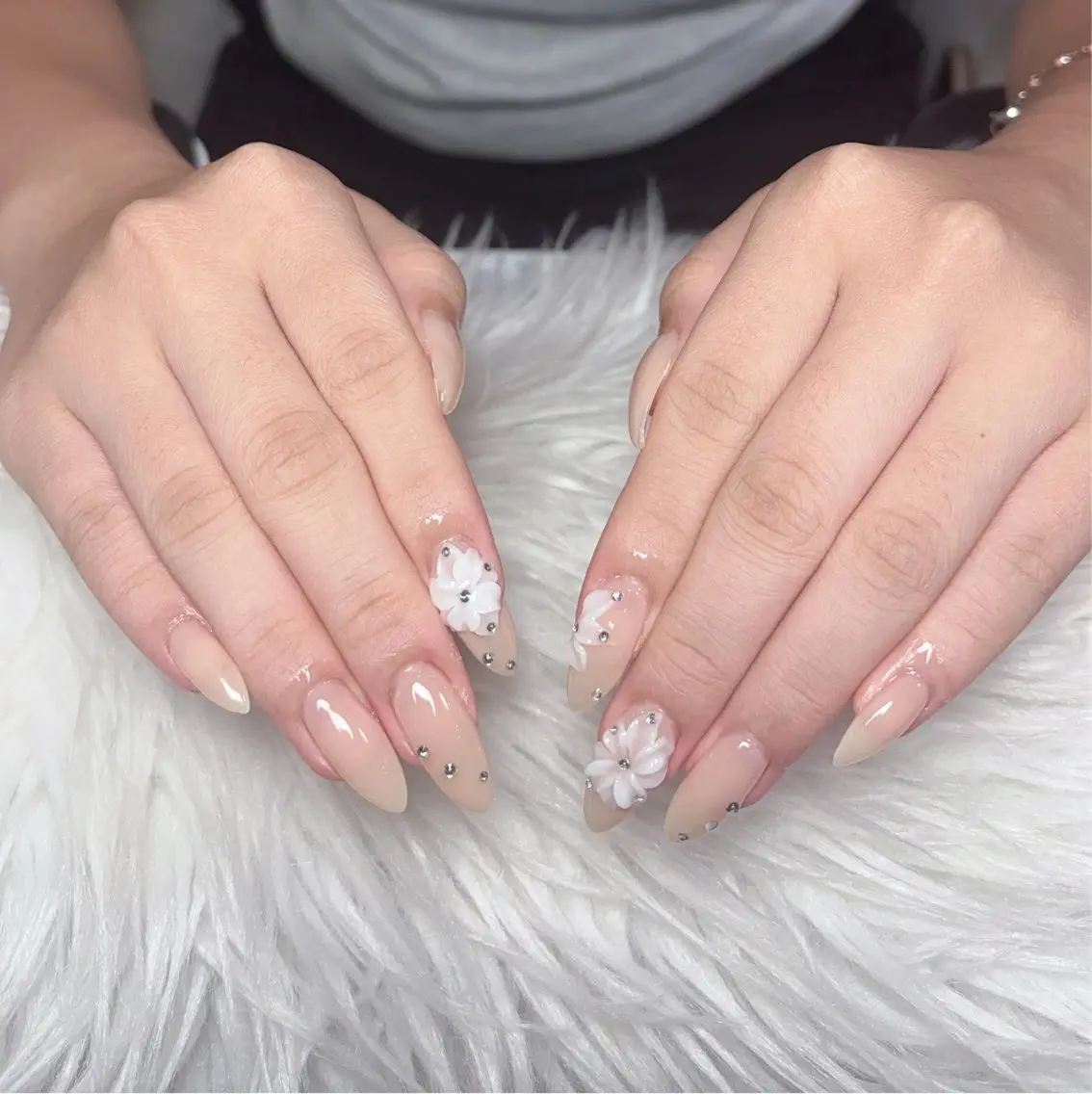ネイル ハンドネイル RosyBeauty スカルプ専門店のネイルデザイン