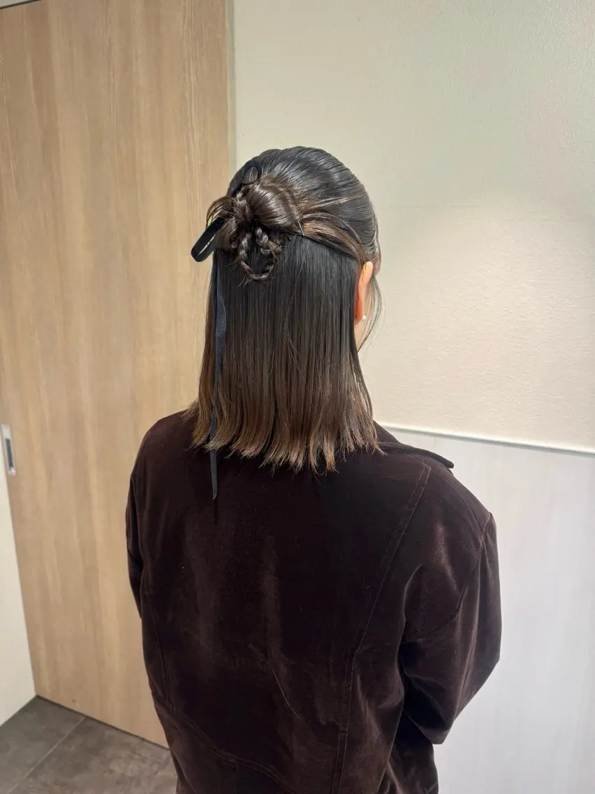 セミロング カラー ヘアアレンジ ななほ⌇レイヤー カット⌇カラー🫧のヘアスタイル