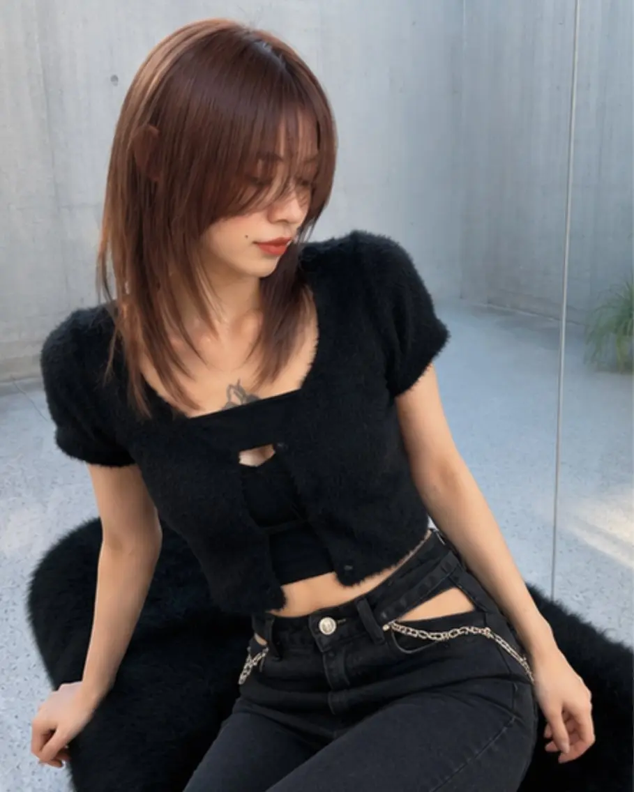 セミロング 韓国風ヘア レイヤーカット カット ヘアカラー pia 薬院のヘアスタイル