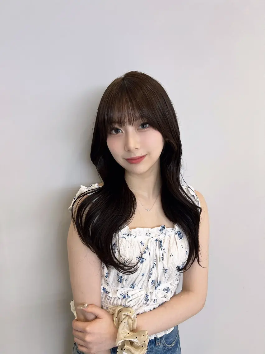 ロング カラー グレージュ オリーブグレージュ オリーブグレー レイヤーカット カット ヘアカラー トリートメント レイヤー/髪質改善 DAISUKEのヘアスタイル