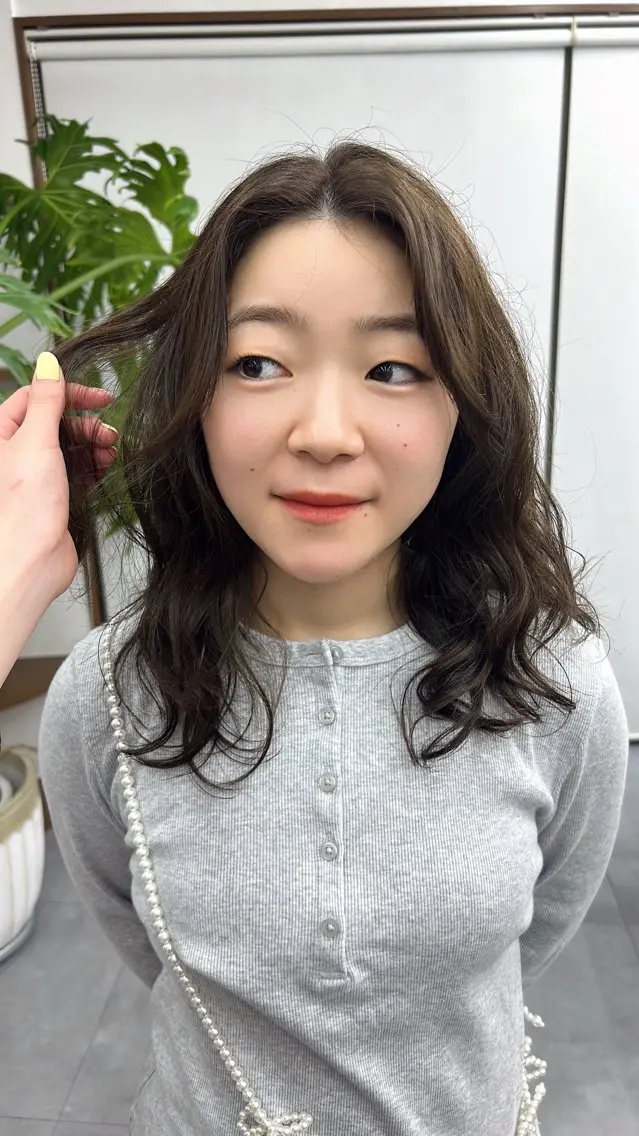 ミディアム カラー カット ヘアカラー トリートメント 田村 雪華のヘアスタイル