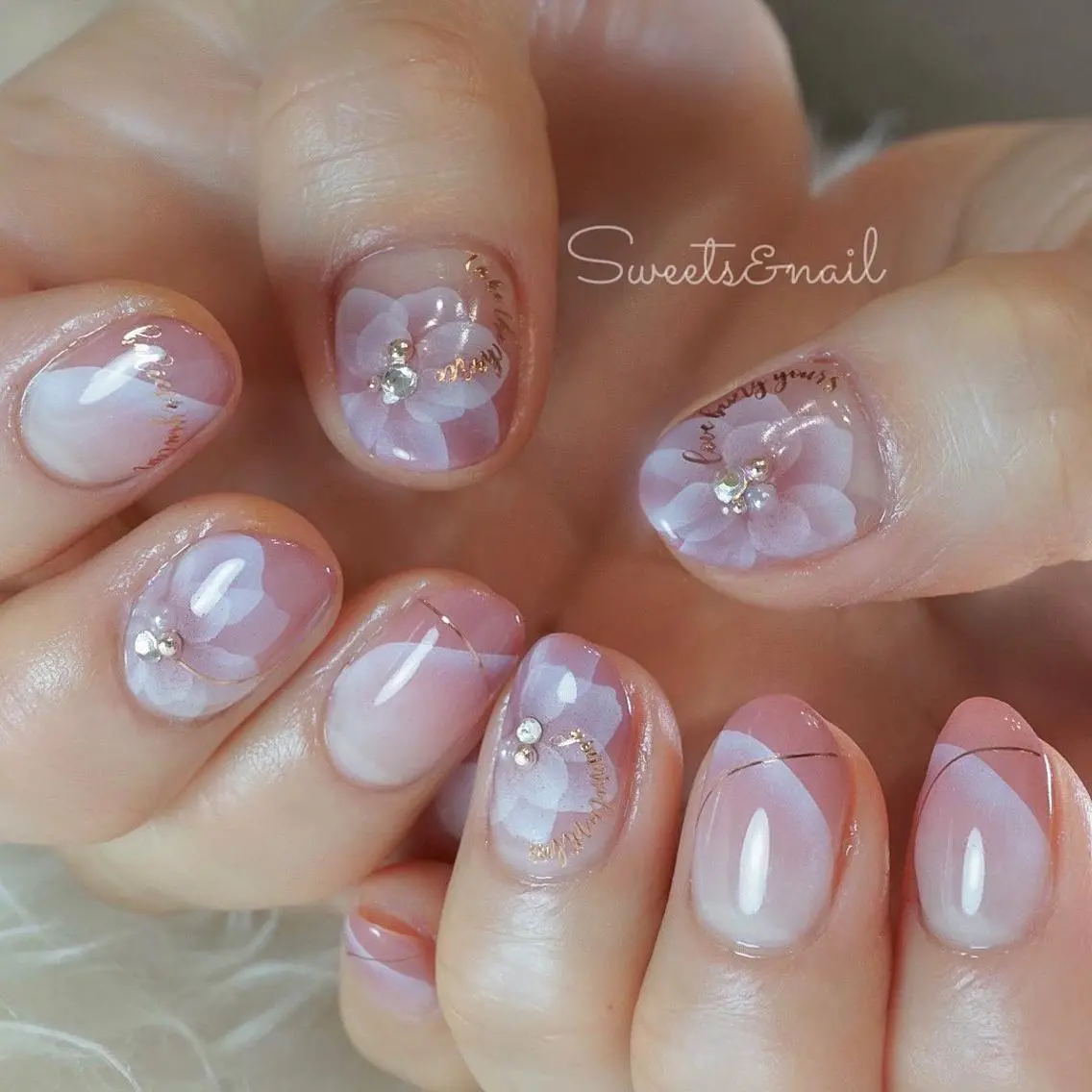 ネイル 桜ネイル フラワーネイル フレンチネイル ジェルネイル グラデーション Sweets& nail みなこのネイルデザイン