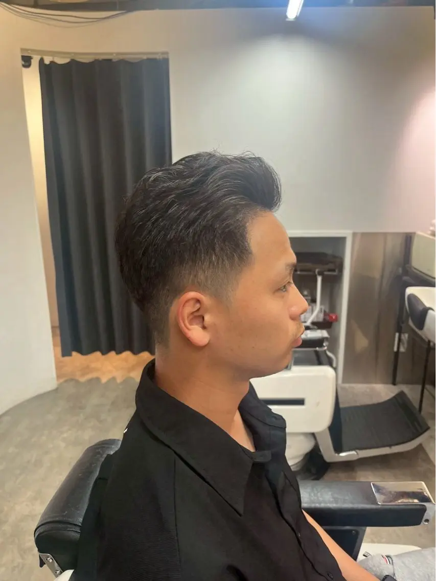 ショート パーマ メンズ 佐々木 優人のヘアスタイル