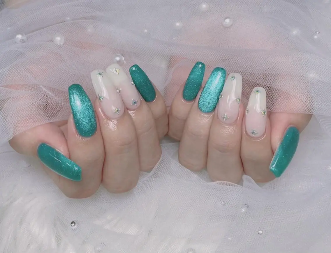 ネイル lucky nail 歌舞伎町のネイルデザイン