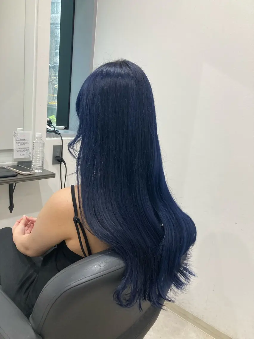 ロング カラー ブリーチ ブルーカラー 韓国風ヘア ヘアカラー トリートメント ピンクカラー🎀 米津 美佑のヘアスタイル