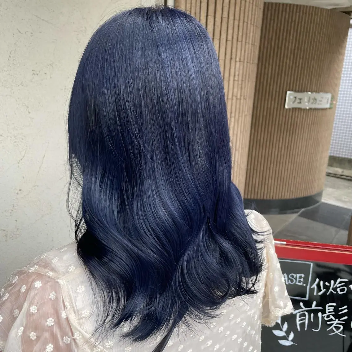 セミロング しもかわ かほのヘアスタイル
