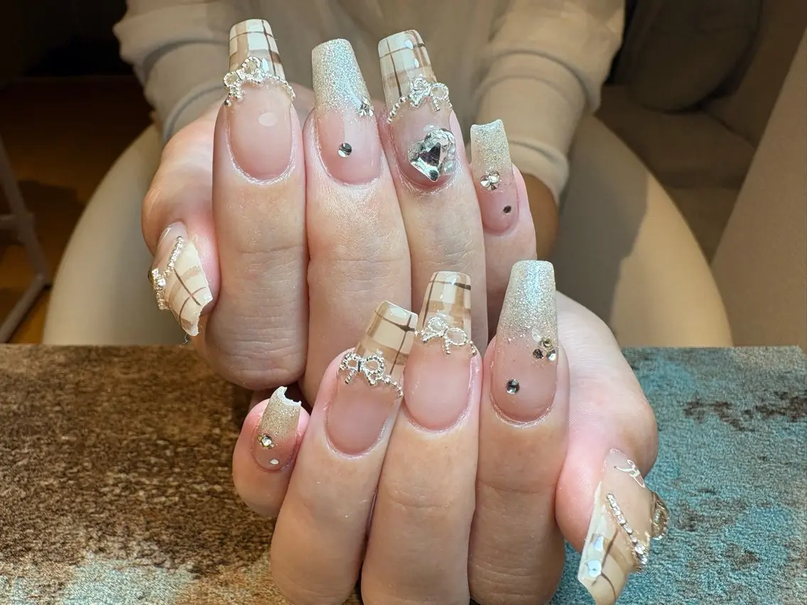 ネイル ハンドネイル Brodia nailsのネイルデザイン
