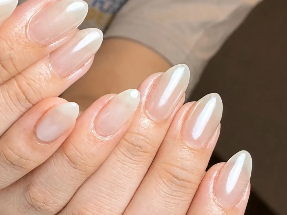 ネイル ミラーネイル ハンドネイル Mia nail 【平尾駅徒歩8分】のネイルデザイン