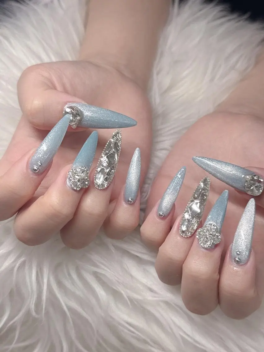 ネイル 長さ出し グラデーション 卒業式 キラキラネイル マグネットネイル ハンドネイル Lee Nailsのネイルデザイン