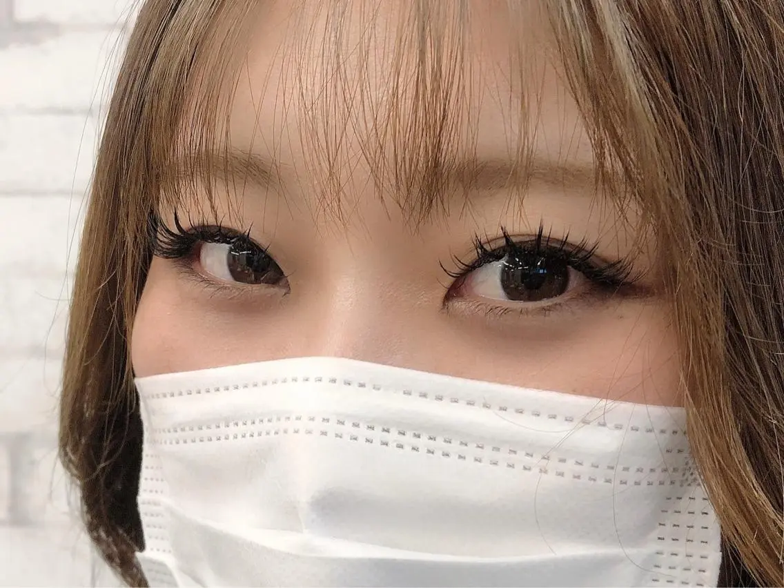 マツエク・マツパ 荒川 鈴菜のヘアスタイル