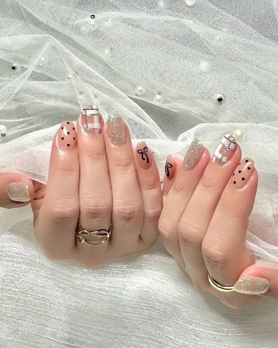 ネイル アートネイル ハート リボン Sei | cres nailのネイルデザイン