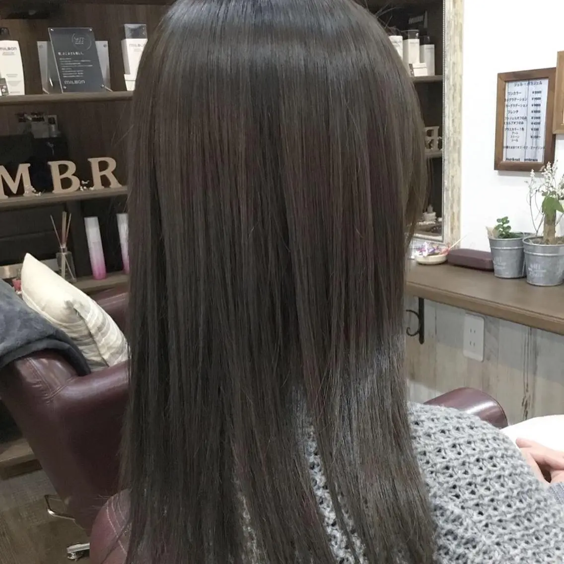 ロング カラー パーマ embrace エンブレイスのヘアスタイル