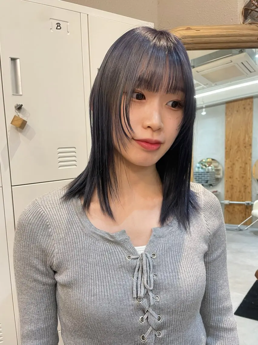 ロング カラー シルバー 縮毛矯正/ショート なーな🎀🤍のヘアスタイル