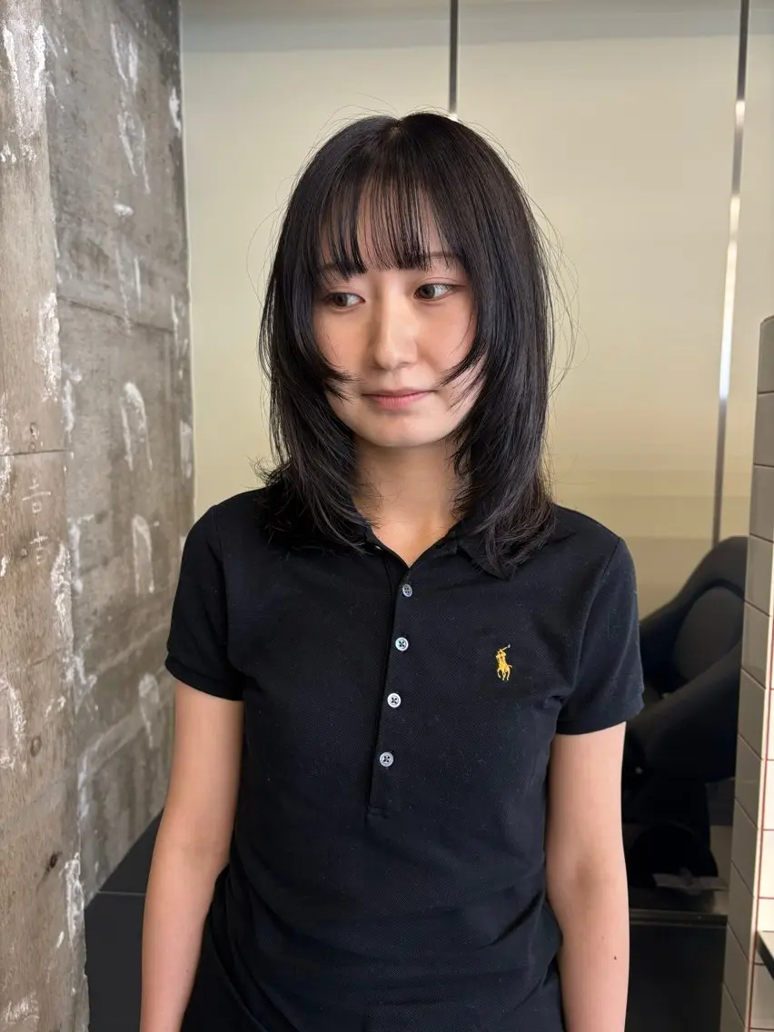 ミディアム 顔周りカット レイヤーカット カット 森住 優香のヘアスタイル