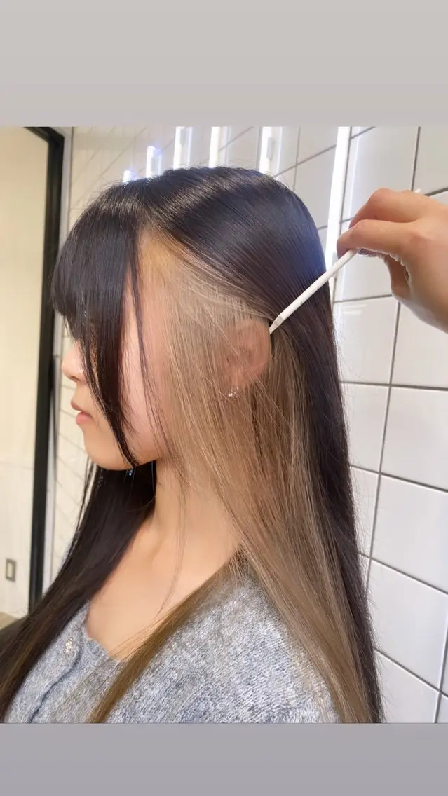 ロング カラー ブリーチ ケアブリーチ 透明感カラー ハイトーンカラー 韓国風カラー けいこ🍊ニュアンス ネイル/個性派ネイルのネイルデザイン