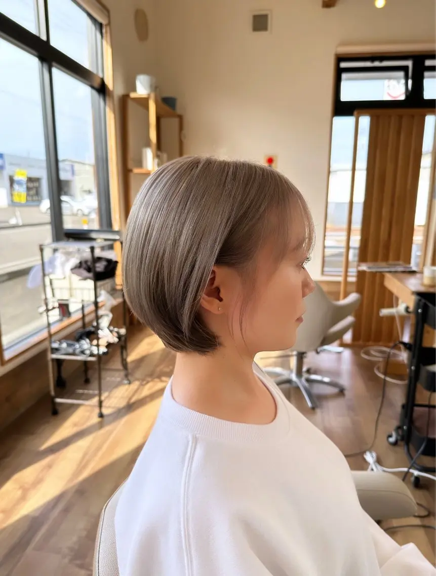 ショート カット ヘアカラー トリートメント 艶髪カラー/髪質改善 細貝 舞利のヘアスタイル