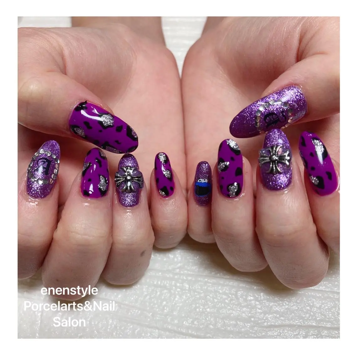 ミディアム ネイル 🐾enen style 🐾のネイルデザイン