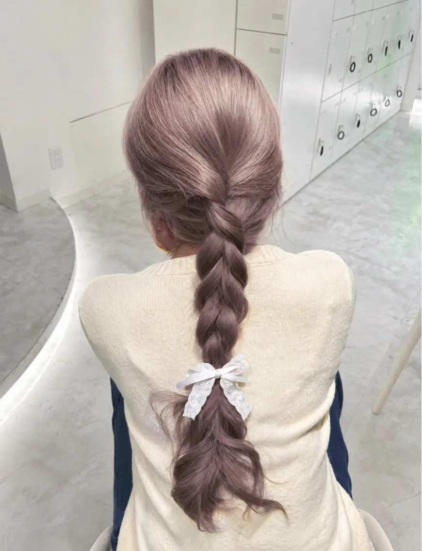 ロング ヘアカラー トリートメント 淡色ラベンダー♡ ニーナ🎀🦙のヘアスタイル
