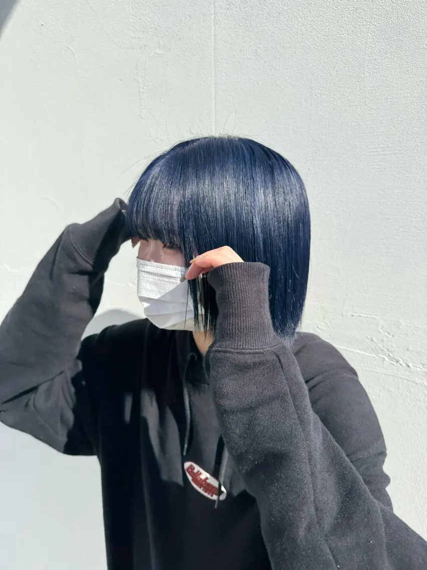 ミディアム カラー 堀越 美羽のヘアスタイル