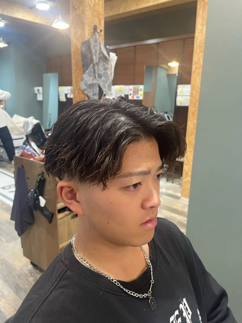 ミディアム メンズ 💈BARBER💈 梶川翔汰のヘアスタイル