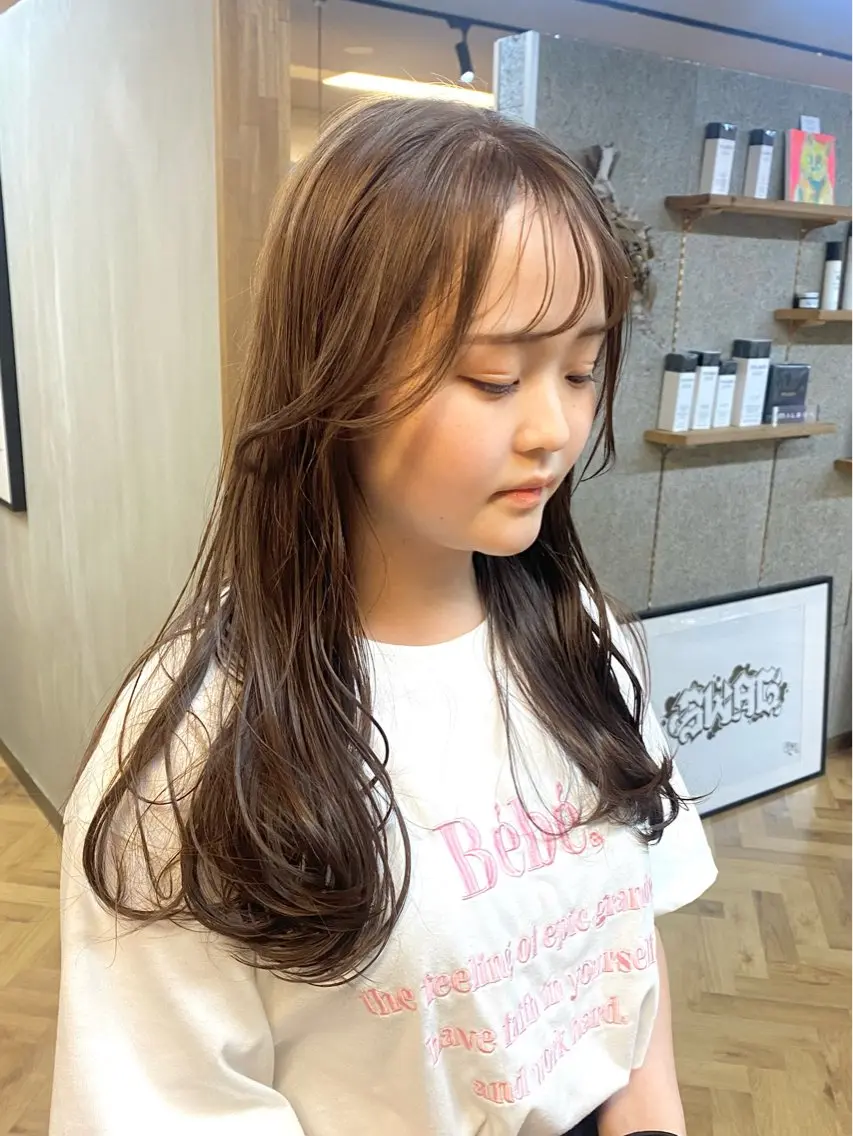 ロング カラー ヘアアレンジ ベージュカラー ブリーチ ミルクティーベージュ ブリーチなしカラー カット ヘアカラー トリートメント ハル🌸柔色/ ブリーチなし/艶髪のヘアスタイル
